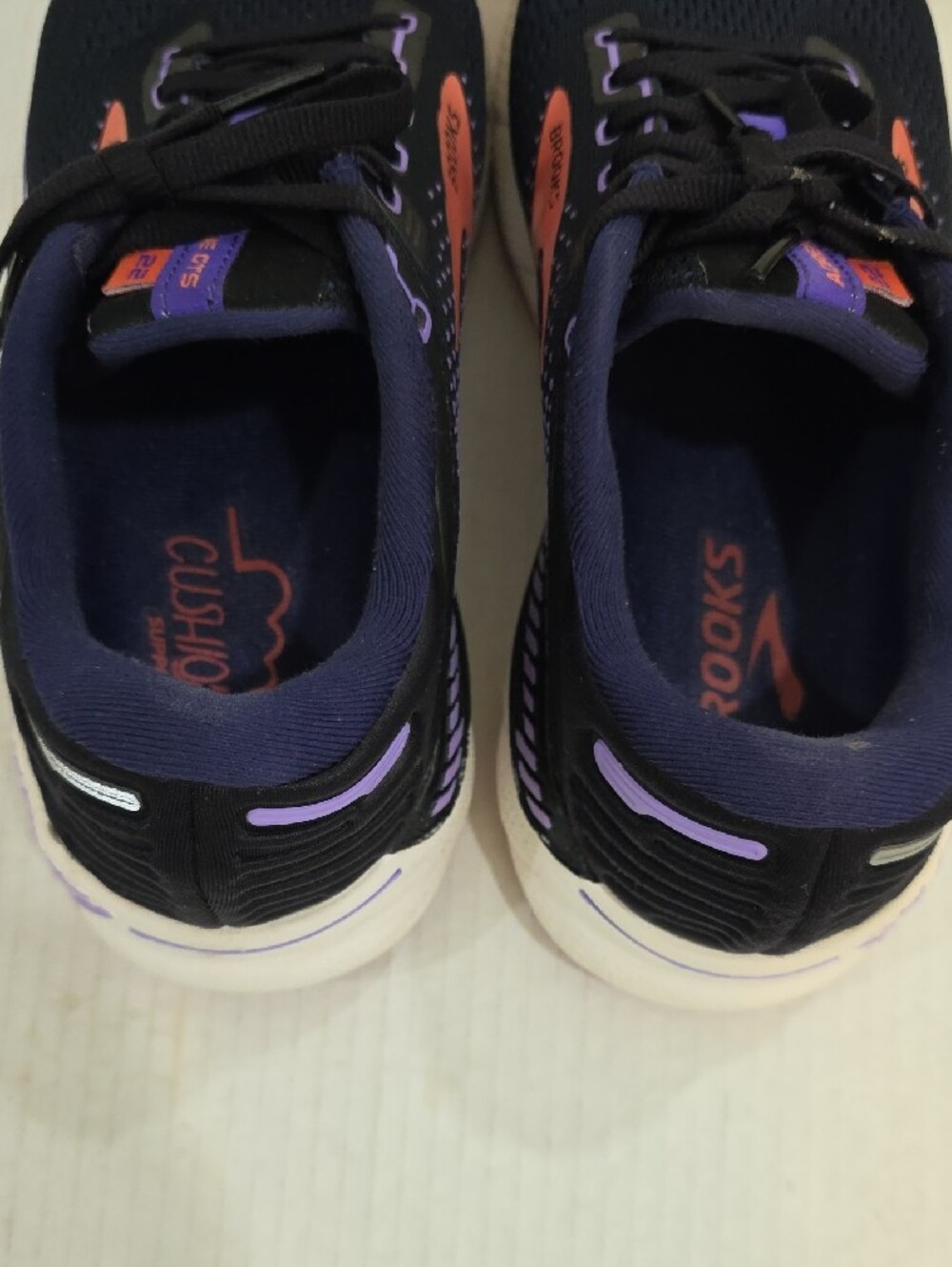 Brooks Adrenaline GTS 22 Womens Shoes - Navy with Coral & Purple Size 10 - Picture 9 of 11